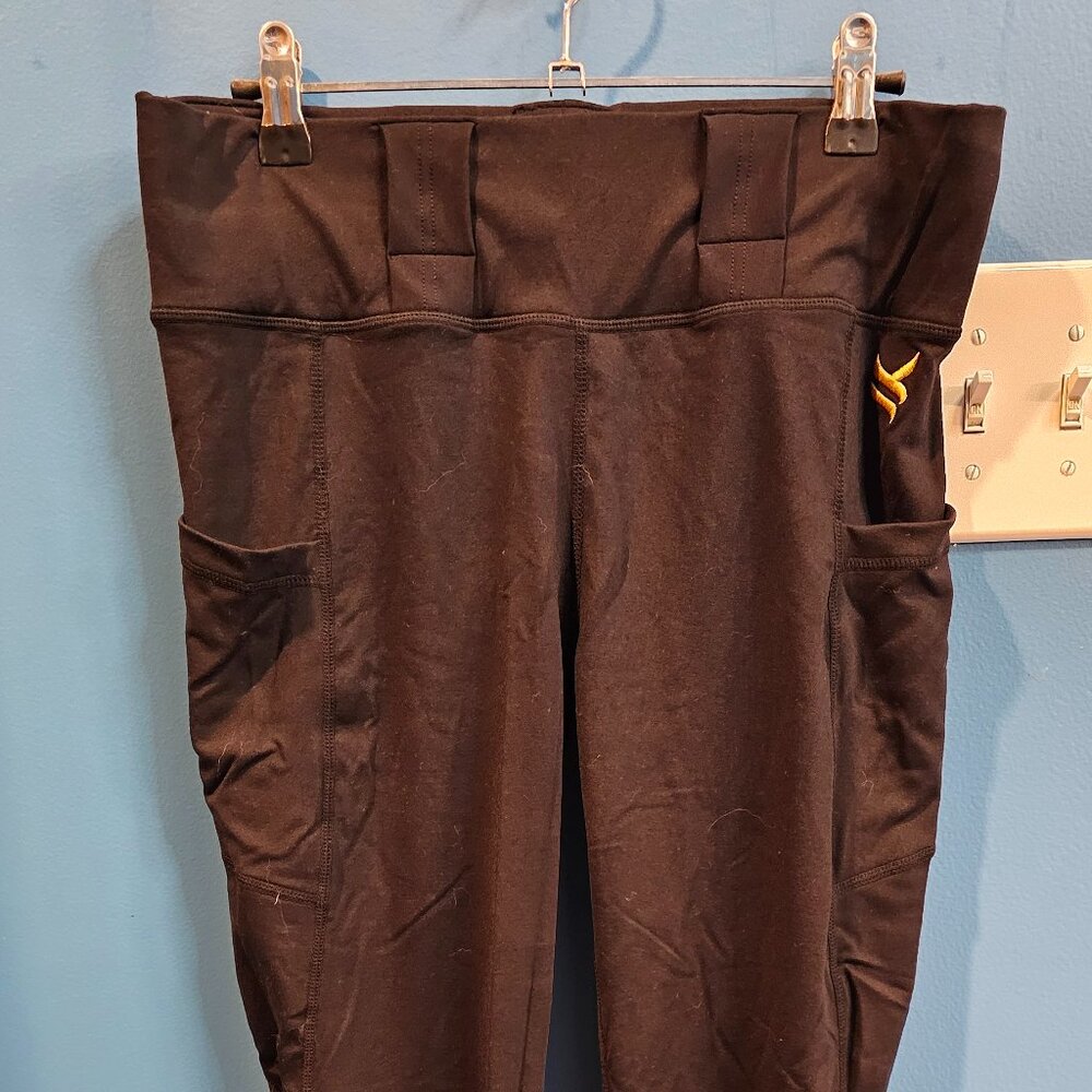 Vakandi EDC high rise leggings